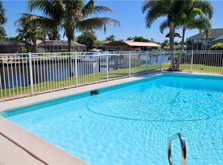 1915 Savona Pkwy, Cape Coral, FL 33904