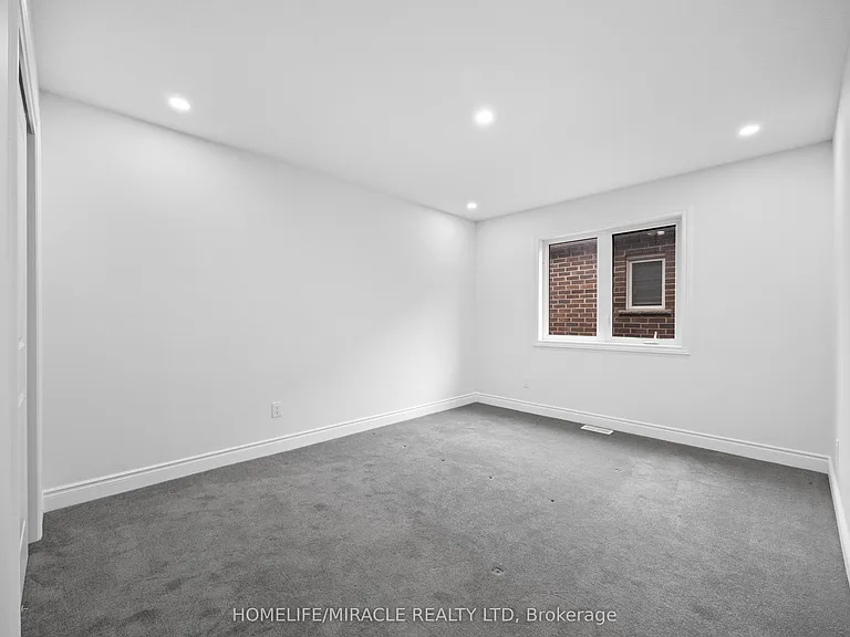196 Freure Dr — Photo 30