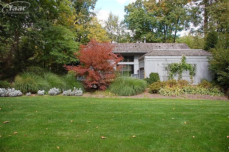1st image of 6091 Rolling Green Dr