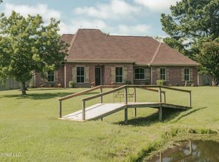 548 Holly Bush Rd, Brandon, MS 39047
