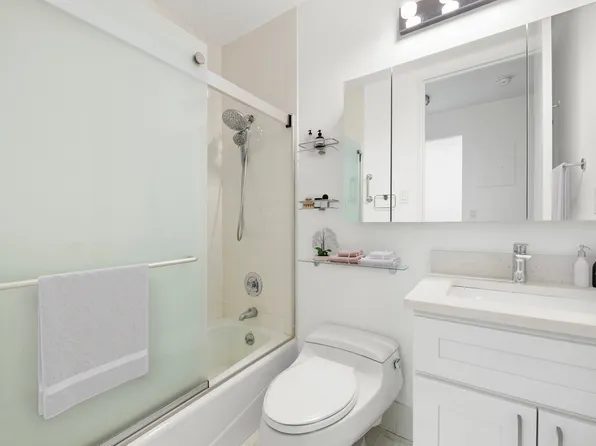 235 East 40th Street image 6 of 6