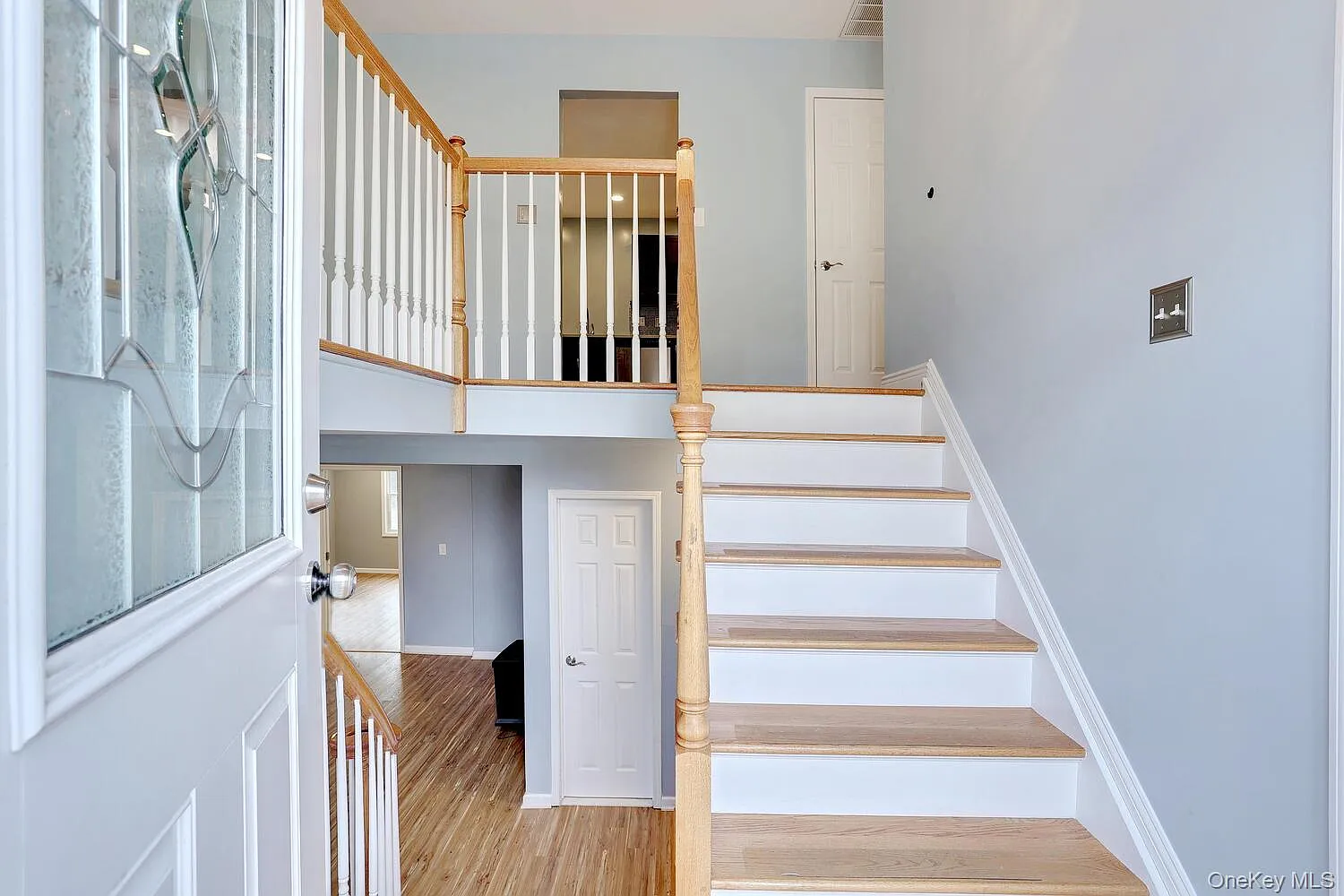 5 bed, 3.5 bath, 3750 sqft, $5,000 — Photo 4