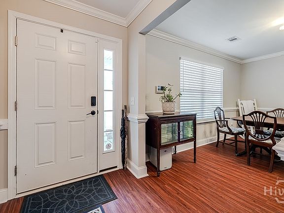 4th image of 200 Beaubrook Boulevard