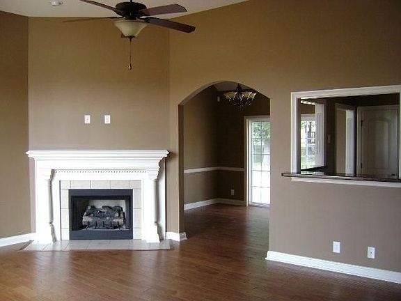 2nd image of 277 Bellshire Dr