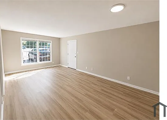 1 bed, 750 sqft, $900 — Photo 3
