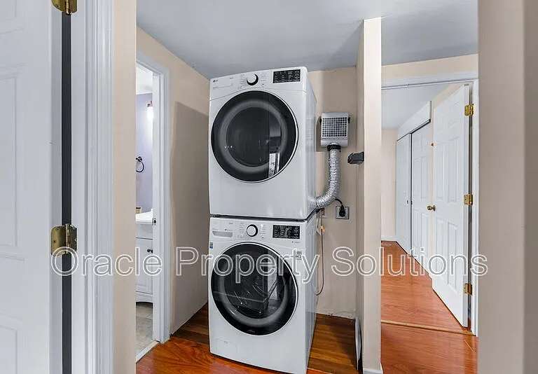 10304 Nightmist Ct — Photo 24