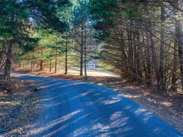 Pineville Rd, Pt Republic, VA 24471