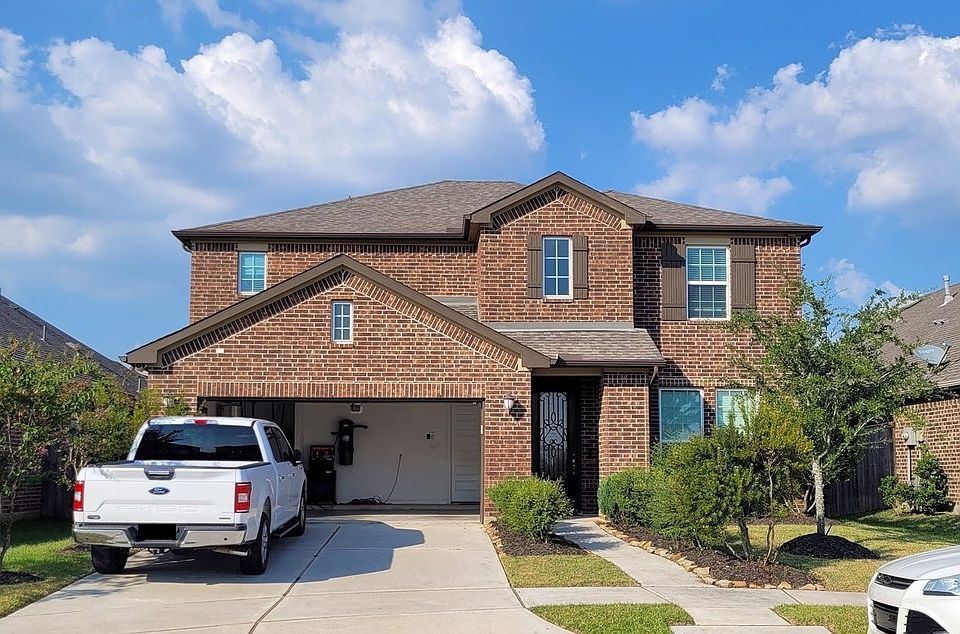 1st image of 24906 Clearwater Willow Trce