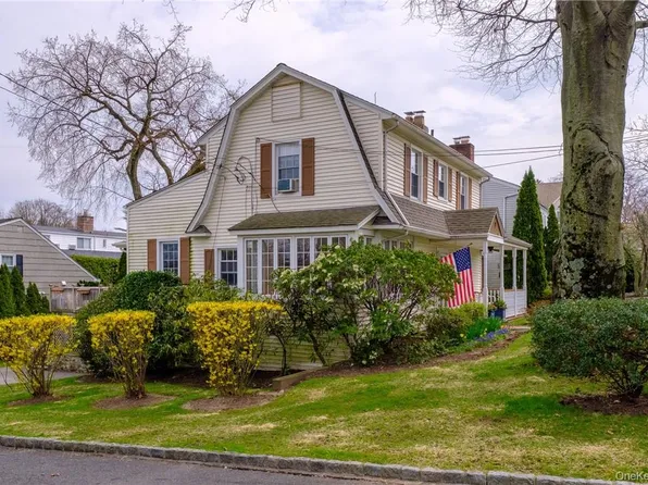 317 Heathcote Avenue, Mamaroneck, NY 10543