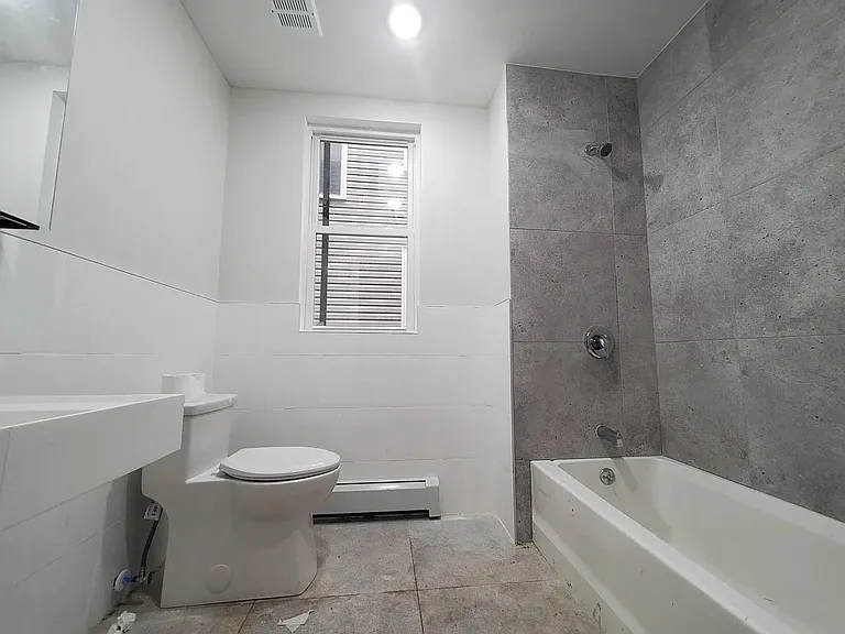 177 Van Nostrand Ave #R — Photo 5