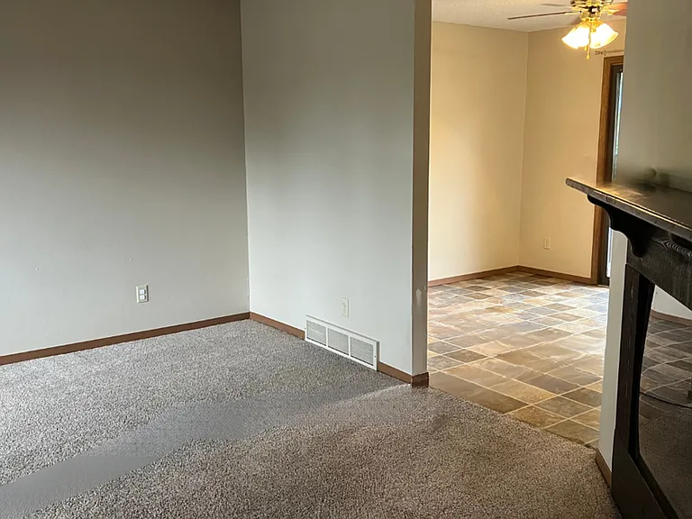 930 S Cleveland Ave — Photo 3