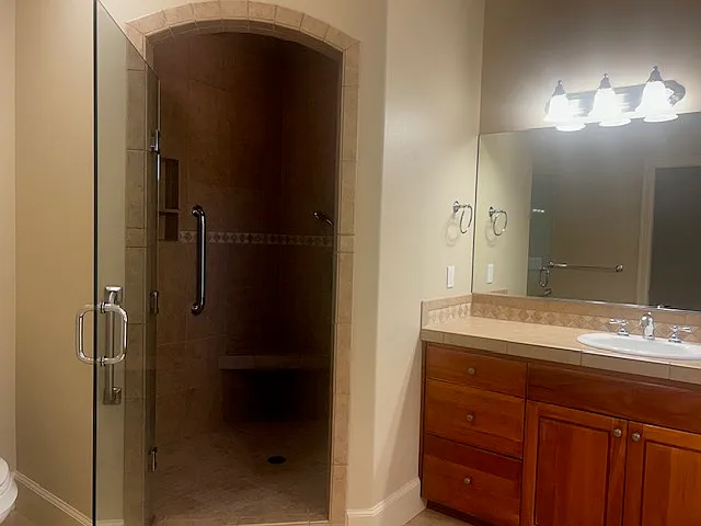 3042 N Irvine St — Photo 12