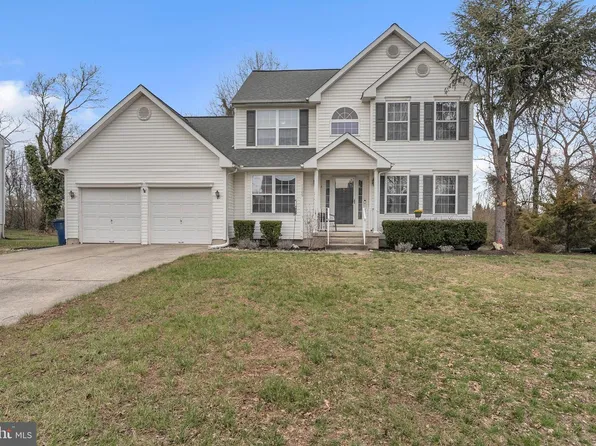 1105 Lafayette St, Williamstown, NJ 08094