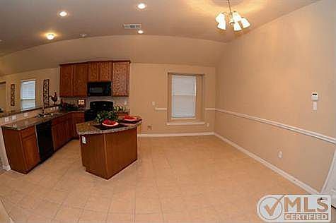 4th image of 5008 Blackwood Dr