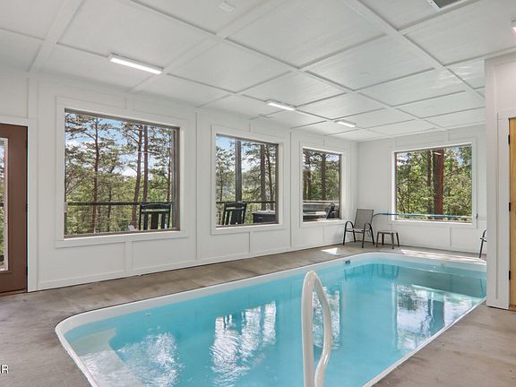 2nd image of 2616 Dogwood Loop Dr