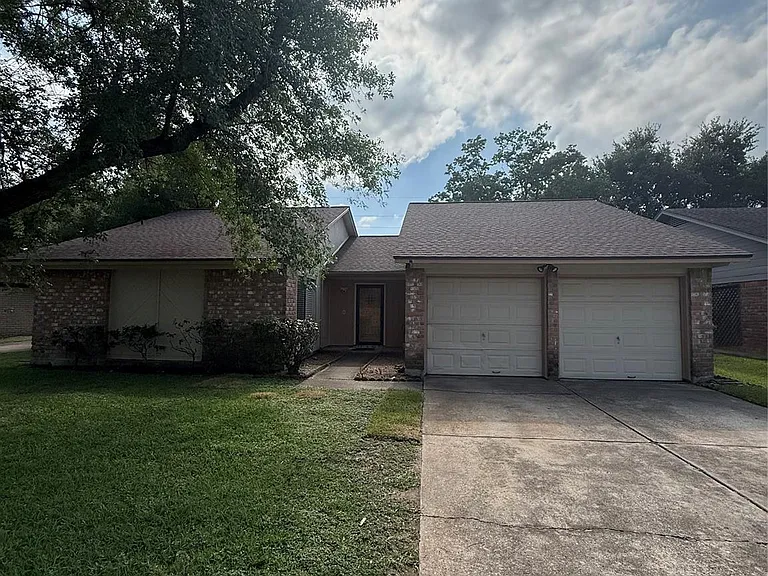 262 Coppersmith Dr — Photo 2