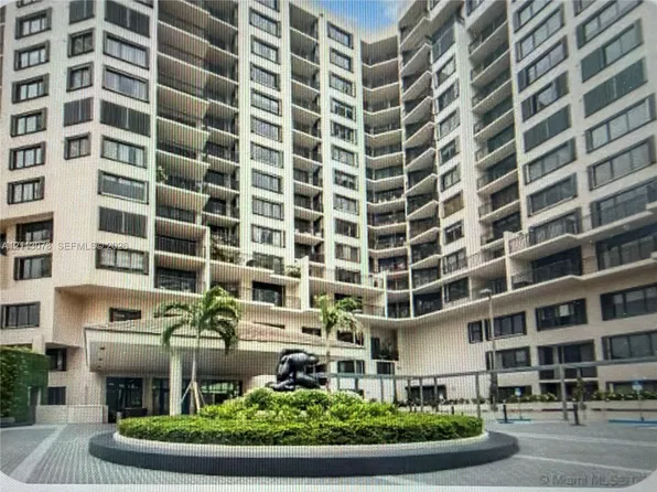 540 Brickell Key Dr, Miami, FL