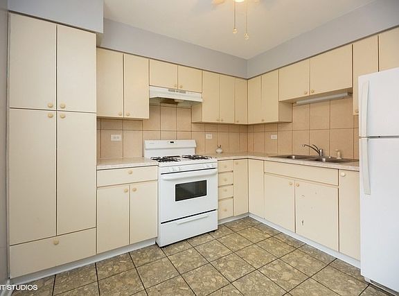 4th image of 8710 Gregory Ln APT A