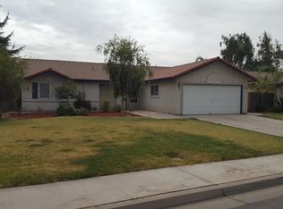 14541 W Sunset Ave, Kerman, CA 93630
