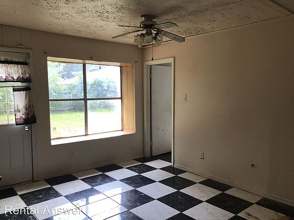 4th image of 8206 Windy Acres Dr
