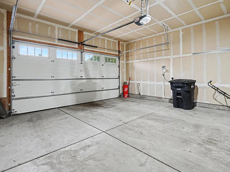 3065 E 159th Way — Photo 20