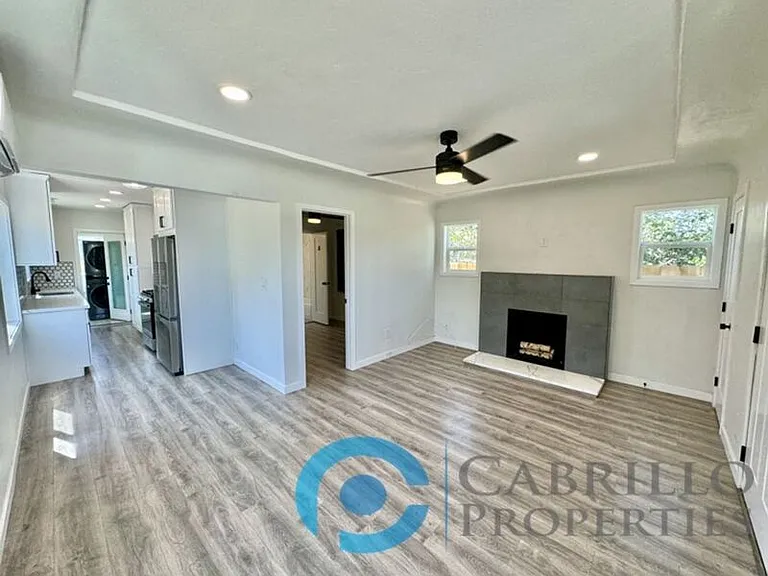 3724 Nile St — Photo 7