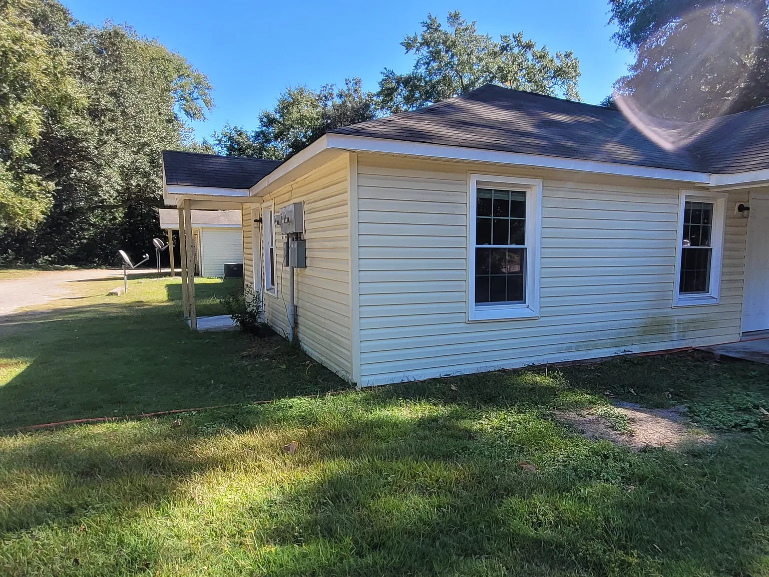 1 bed, $900 — Photo 1