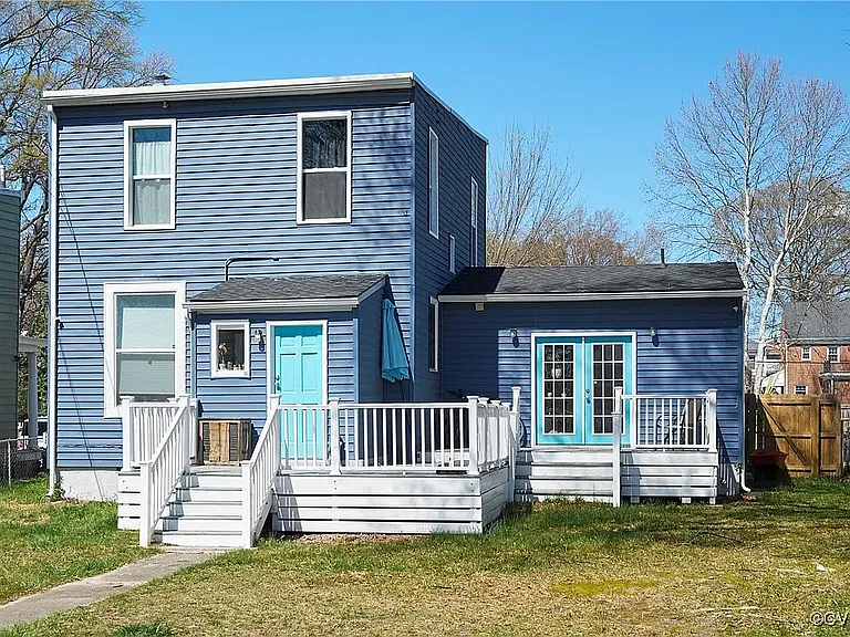 711 Arnold Ave — Photo 2