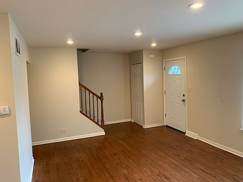 4th image of 4025 Appleby Ln