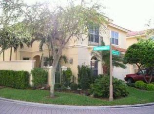 1489 Shoreline Way, Hollywood, FL 33019