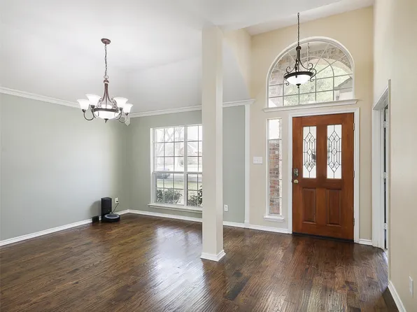 2512 Horseman Dr, Plano, TX 75025
