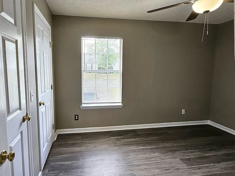 8610 Brookshadow Dr — Photo 12