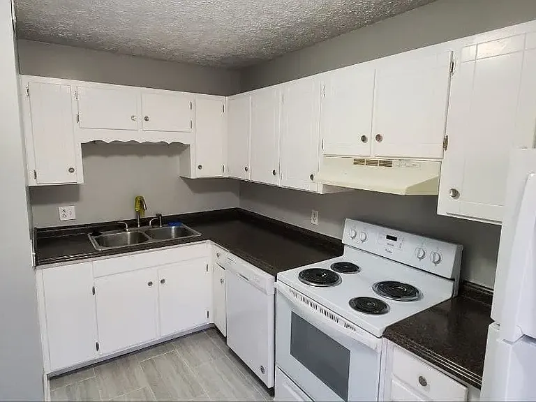 3278 Niagara Ct — Photo 5