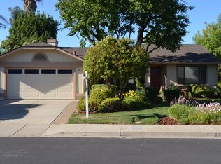 301 Persimmon Dr, Brentwood, CA