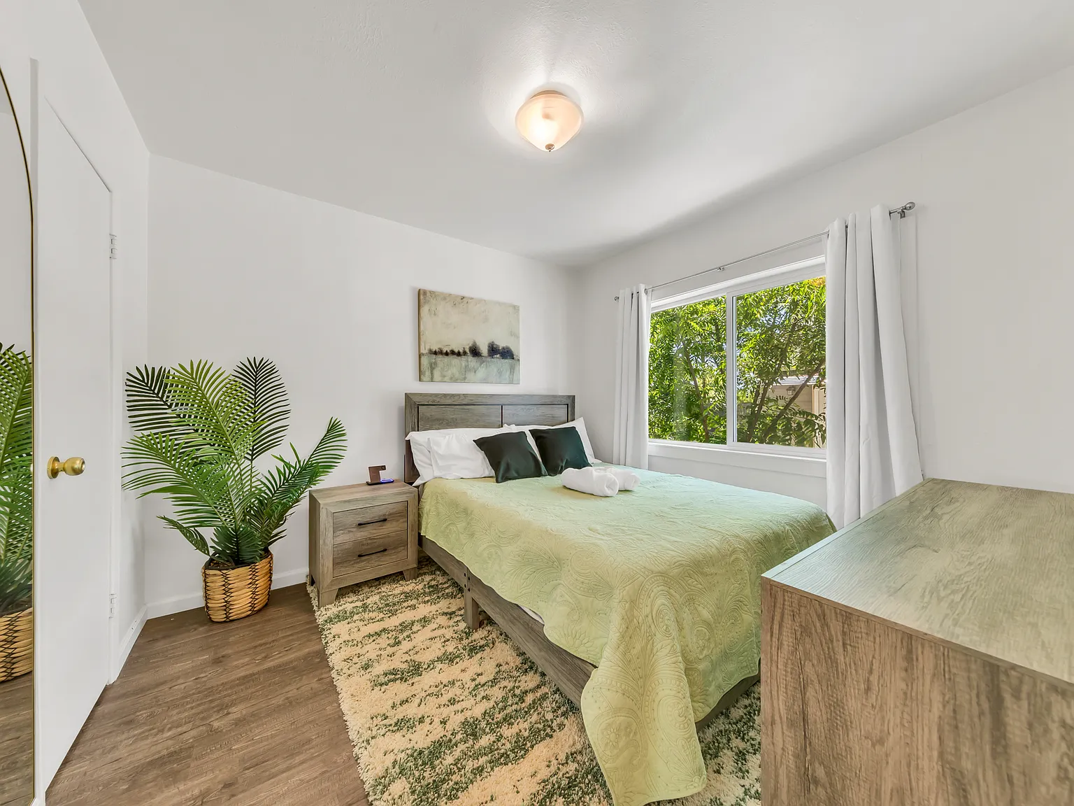2 bed, 1426 sqft, $3,000 — Photo 1