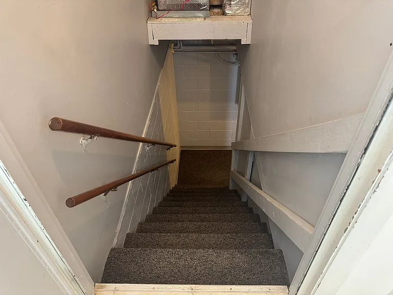 332 Lynn Dr — Photo 24