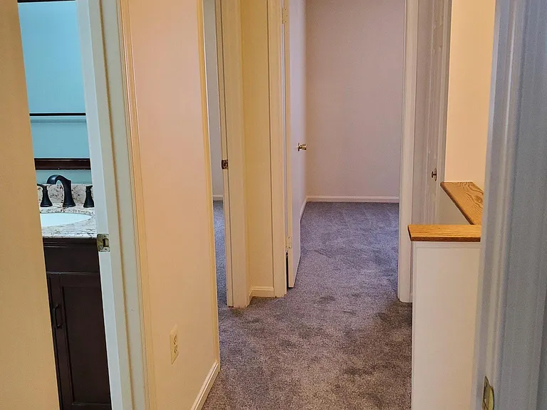 8509 Sullivan Ct — Photo 28