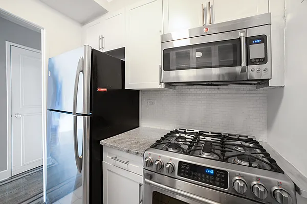 Rented by R New York | media 4