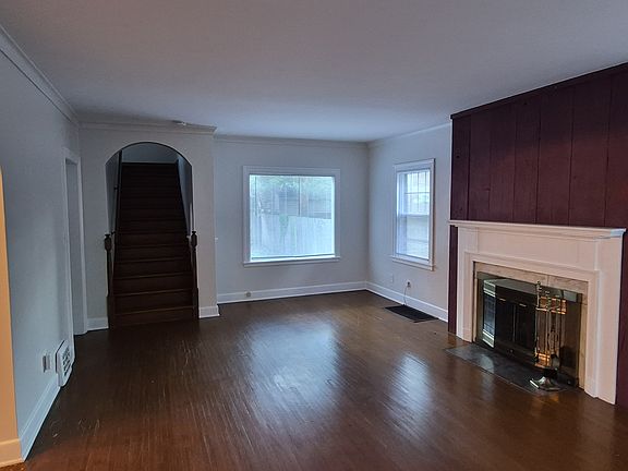 4th image of 2808 Goddard Rd