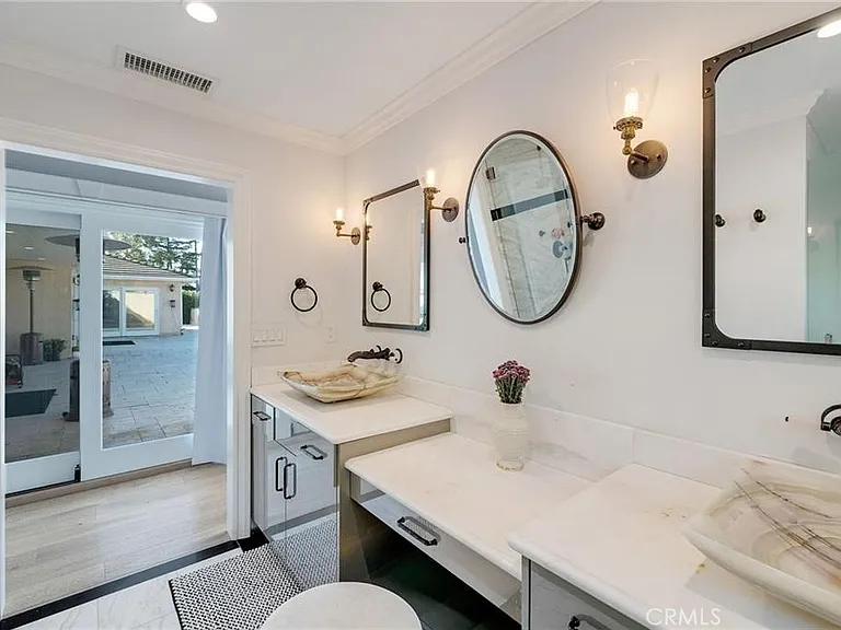 21 Coveview Dr — Photo 53