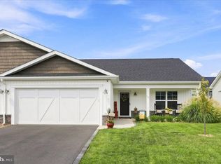 753 Dripping Spring Dr, Hedgesville, WV 25427