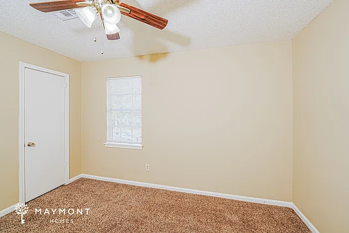 225 Bayberry Rd — Photo 10