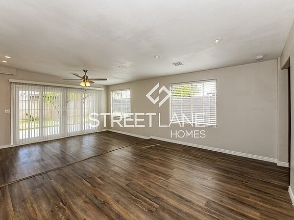 4th image of 1306 E Huntington Dr