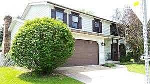 2651 Bentley Ct, Lisle, IL 60532