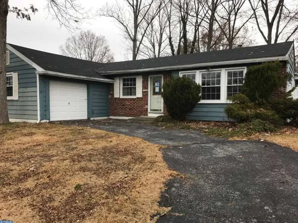 1002 Merrymount Ave S, Turnersville, NJ 08012