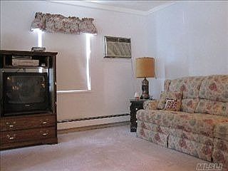 5th image of 695 Bryant St