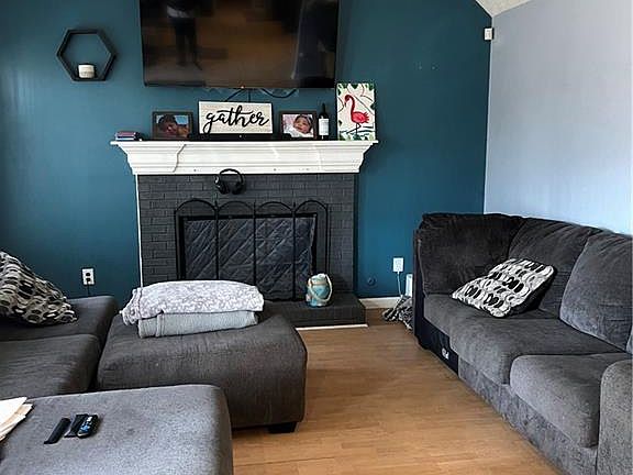 4th image of 232 Rockingham Dr