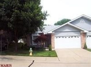 806 Parc Forest Trl, Saint Charles, MO