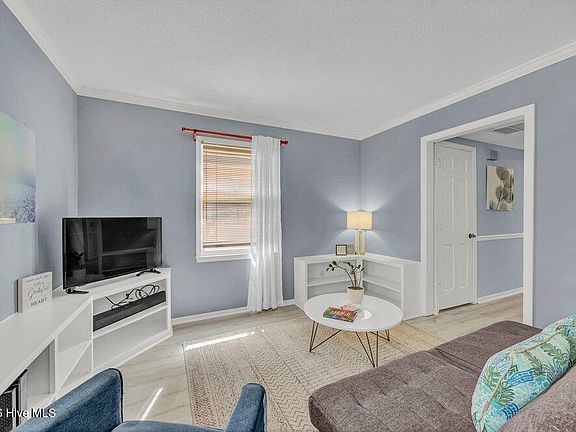 5th image of 4918 Seabrook Court