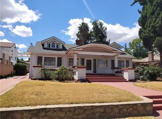 207 W Cypress Ave, Redlands, CA 92373